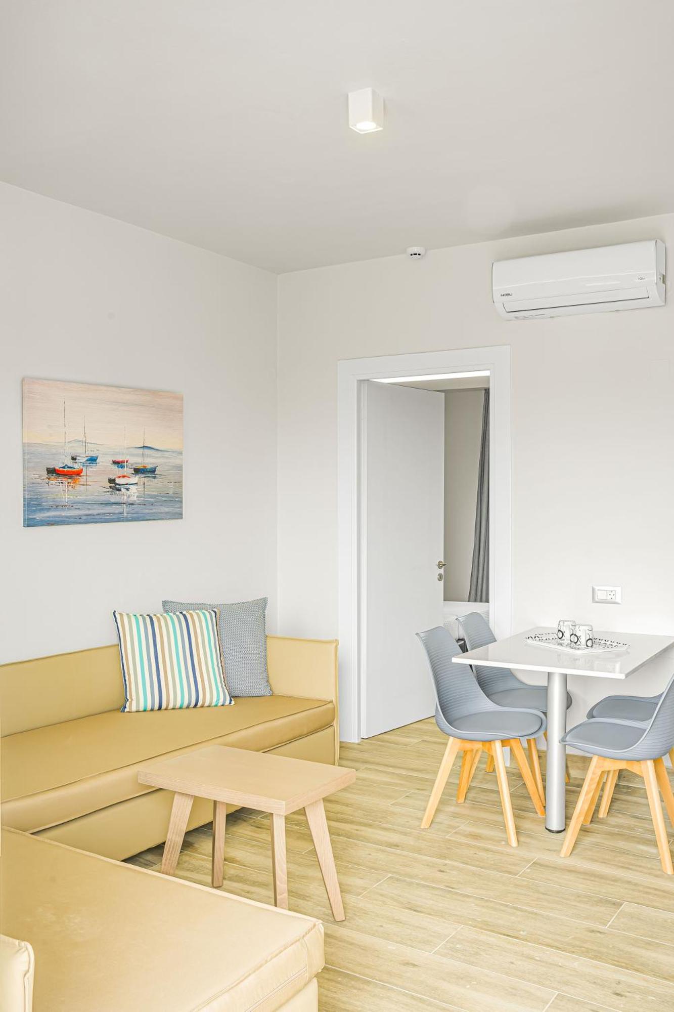 Sergiani Garden Hotel Apartments Сталида Экстерьер фото